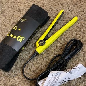 Mini straightener